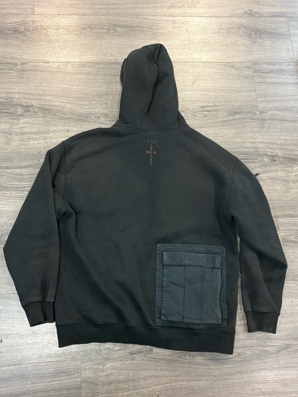 Nike x cactus Jack Men’s Black Crewneck Hoodie with Cream Utility Pockets - Picture 2 of 7